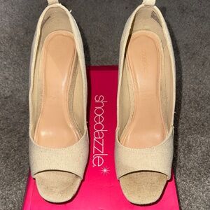 Shoedazzle - beige linen heels